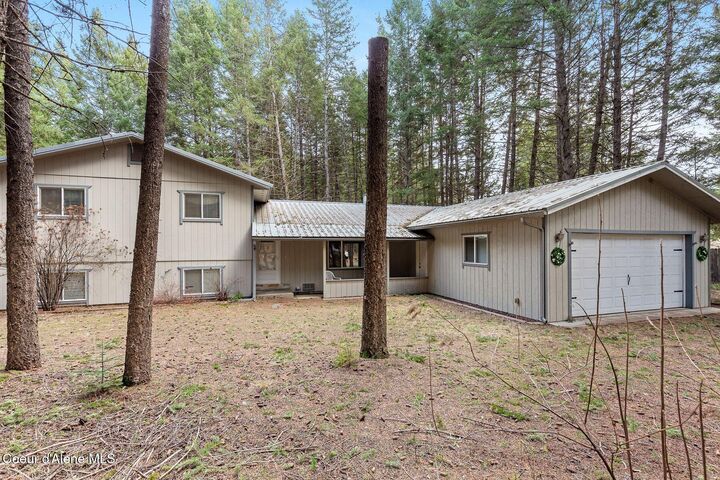 Property Photo:  19652 N Silver Ln  ID 83858 