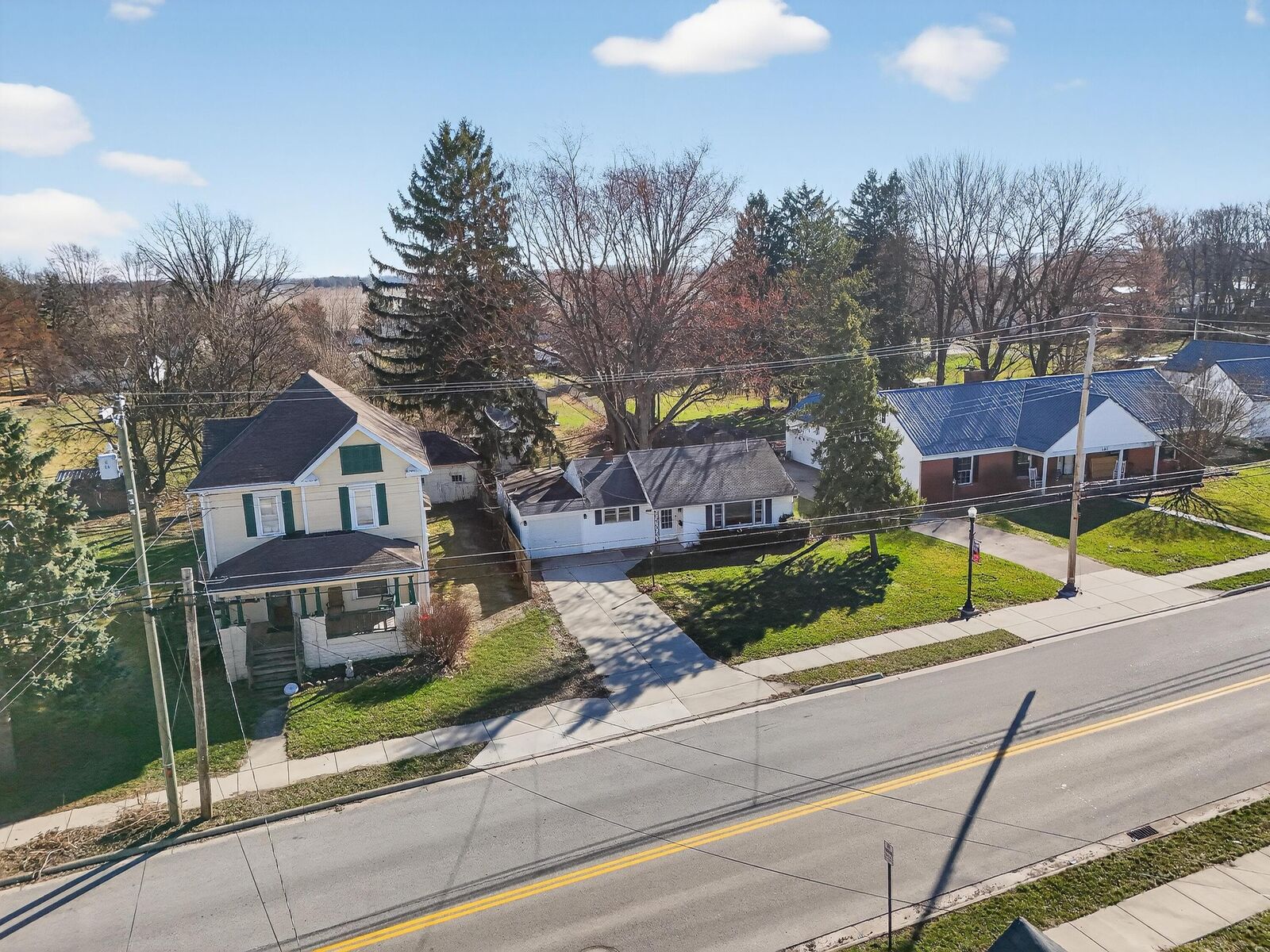 Property Photo:  255 S Franklin Street  OH 43344 