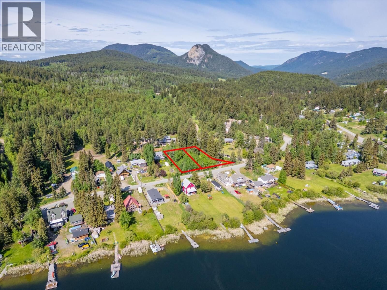 Photo de la propriété:  3006 Powell Road  BC V0E 3E1 