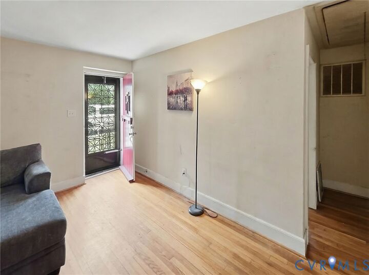 Property Photo:  705 Elko Avenue  VA 23834 