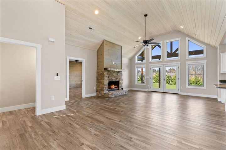 Property Photo:  369 Mason Farm Road  GA 30512 