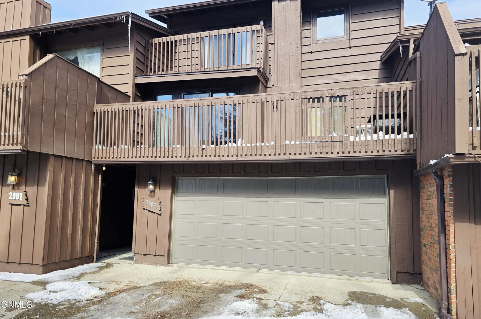 Property Photo:  2903 Winnipeg Drive  ND 58503 