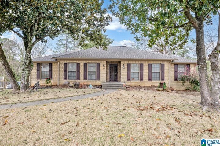 Property Photo: 608 NW 18th Avenue AL 35215