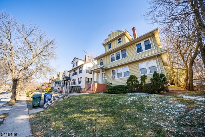 Property Photo:  330 Academy St B  NJ 07079 