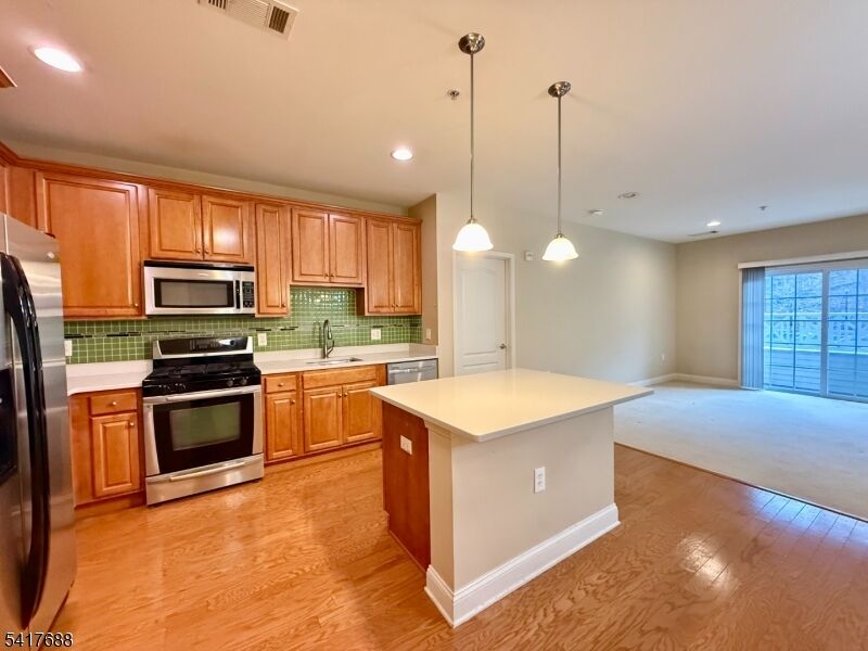 Property Photo:  2214 Ramapo Ct 2214  NJ 07457 