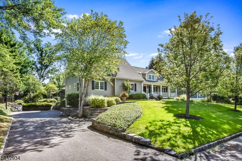 Property Photo: 1020 Minisink Way NJ 07090