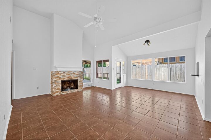 Property Photo: 4726 Hickorygate Drive TX 77373