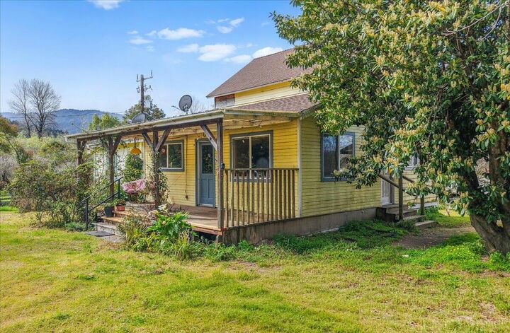 Property Photo:  195 Old Coast Wagon Road  CA 95558 