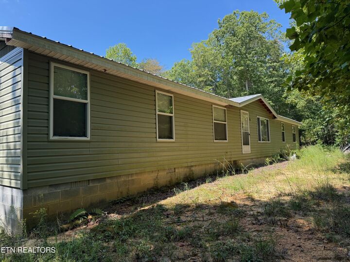 Property Photo:  538 Pine Hill Cemetery Rd  TN 37397 