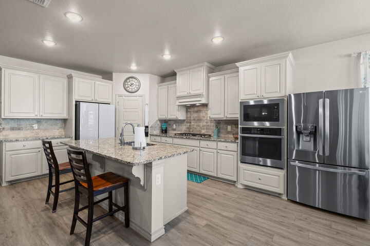 Property Photo:  7612 62nd Street  TX 79407 