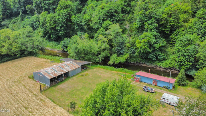 Property Photo:  1371 Harlan Road  OR 97343 