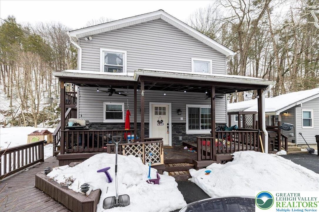 Property Photo:  622 Creek Road  PA 18014 