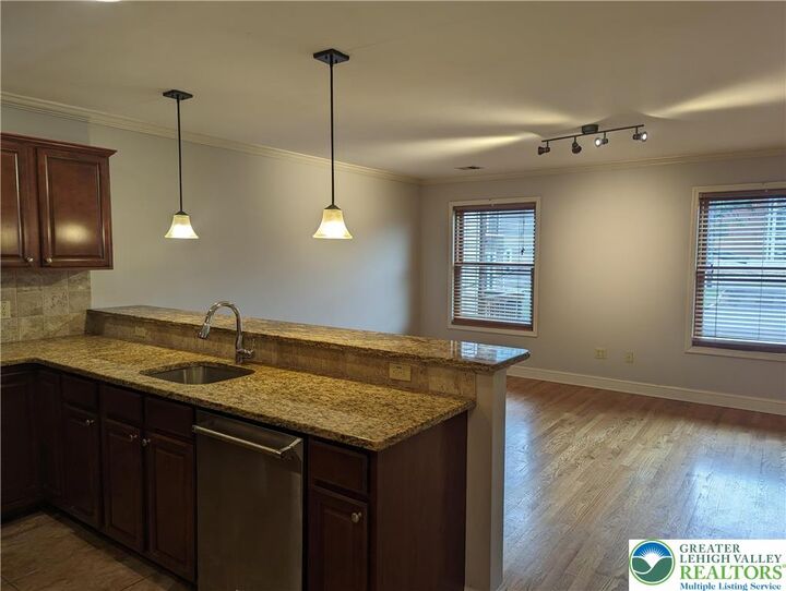 Property Photo:  128 W 4th Street 2L  PA 18015 