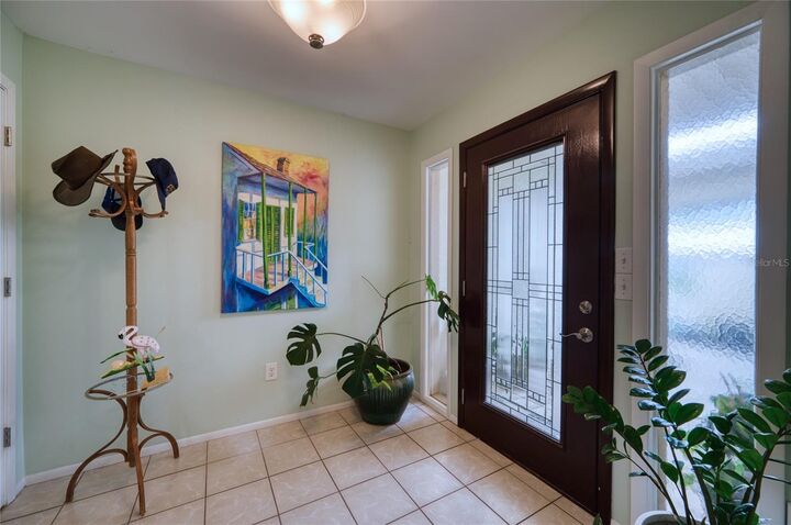 Property Photo:  76 Sandstone Circle  FL 34293 