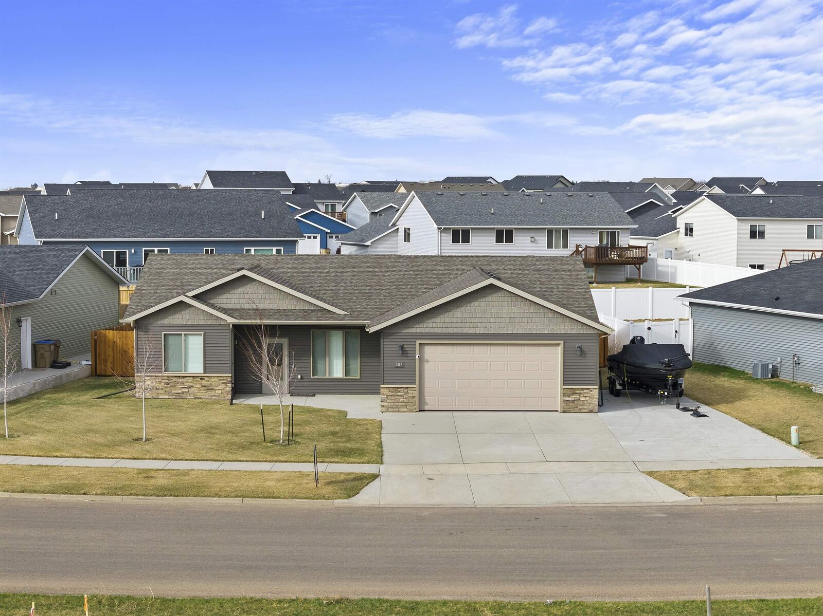 Property Photo: 186 Mulberry Loop NE ND 58703