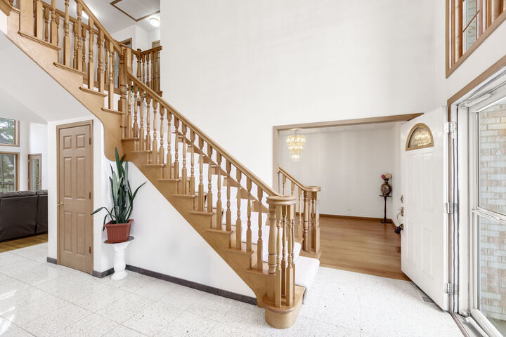 Property Photo:  1007 Wildwood Lane  IL 60056 