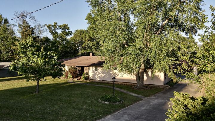 Property Photo:  514 N Walnut Street  IL 62896 