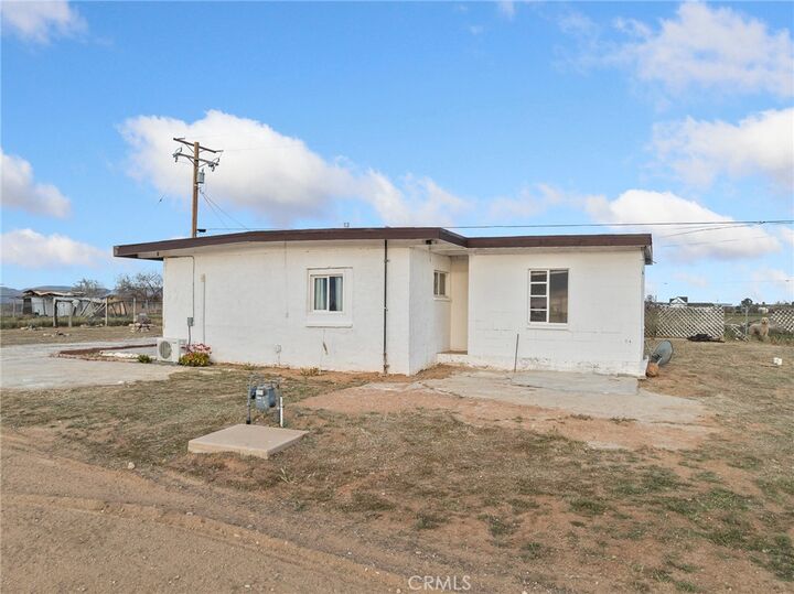 Property Photo: 21637 Del Oro CA 92308
