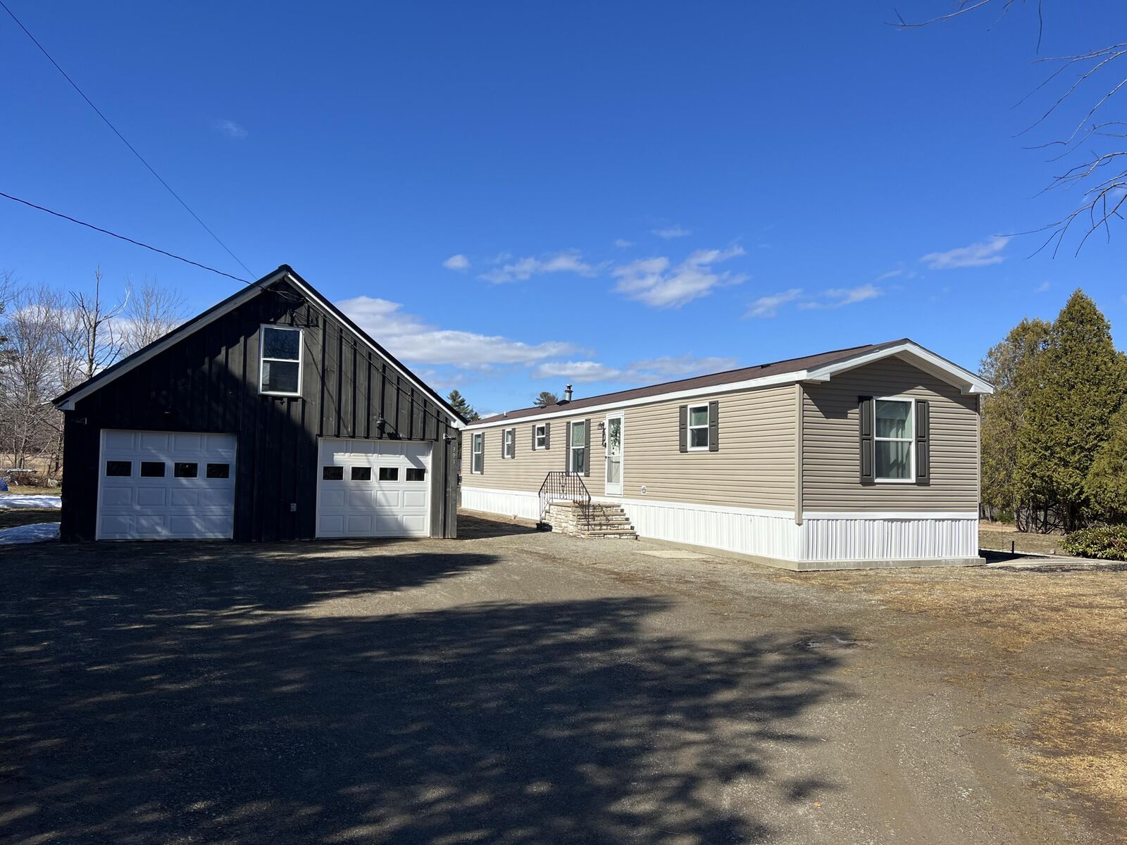 Property Photo:  393 Nickerson Road  ME 04915 