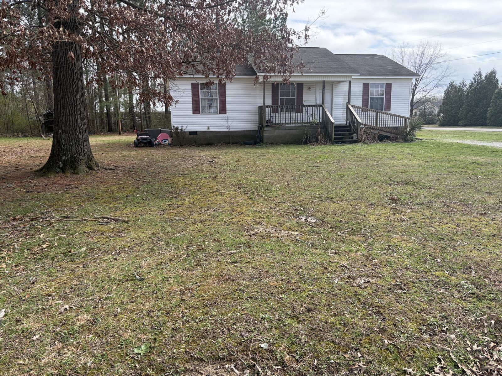 Property Photo:  14 E 8th St  TN 38363 
