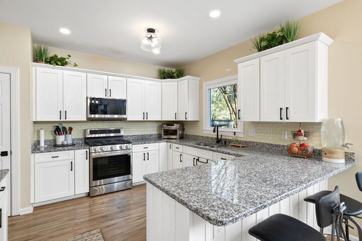 Property Photo: 811 Thatcher Way TN 37064