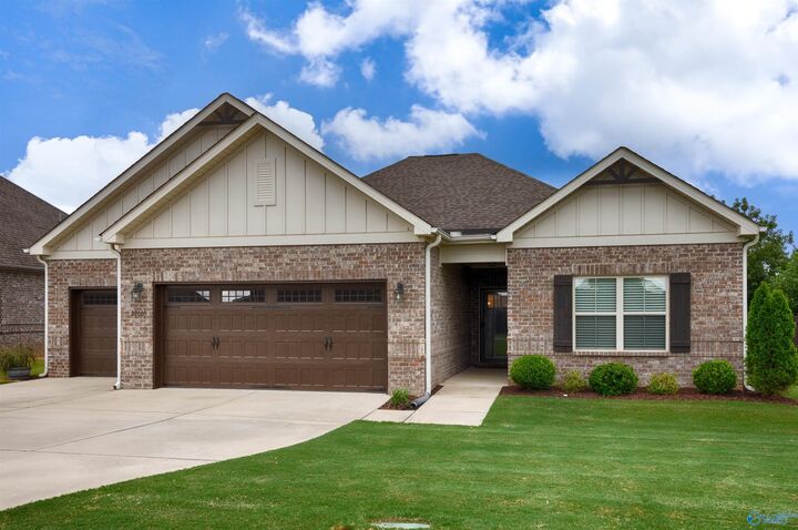 Property Photo:  22605 Oakdale Ridge Lane  AL 35613 