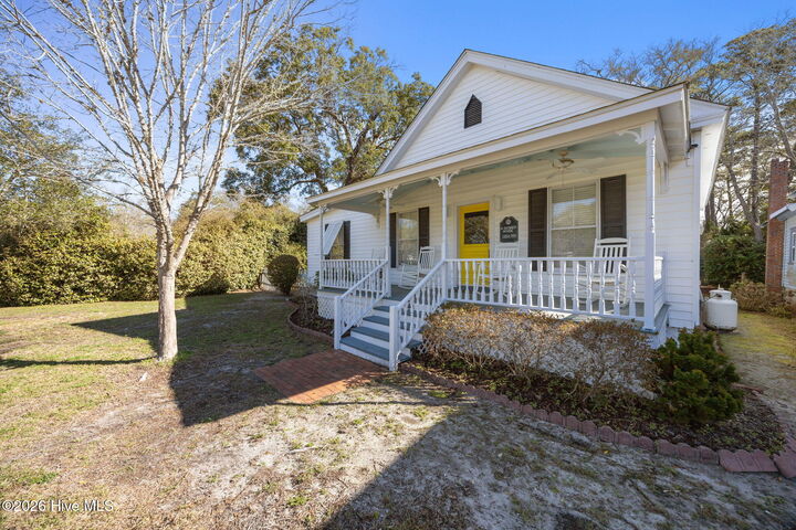 Property Photo:  614 N Atlantic Avenue  NC 28461 