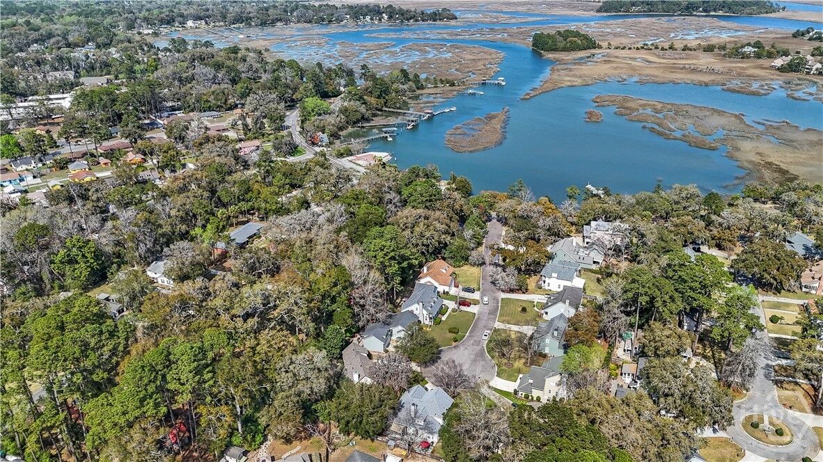Property Photo:  8 Chestley Place  GA 31406 