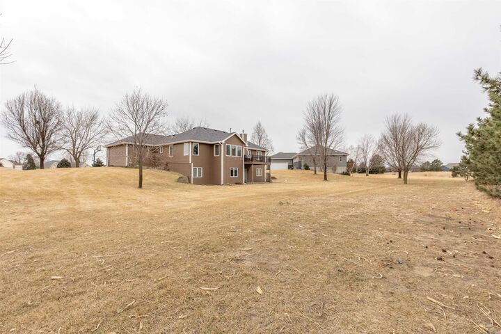 Property Photo:  305 Fieldstone Court  SD 57038 