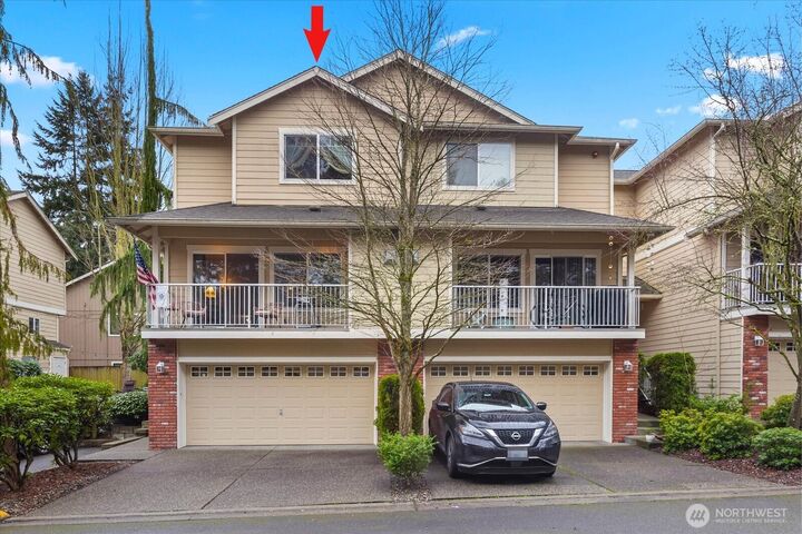 Property Photo:  15508  35th Avenue W B5  WA 98087 