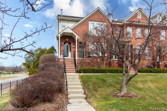 Property Photo:  25508 Saint James  MI 48075 