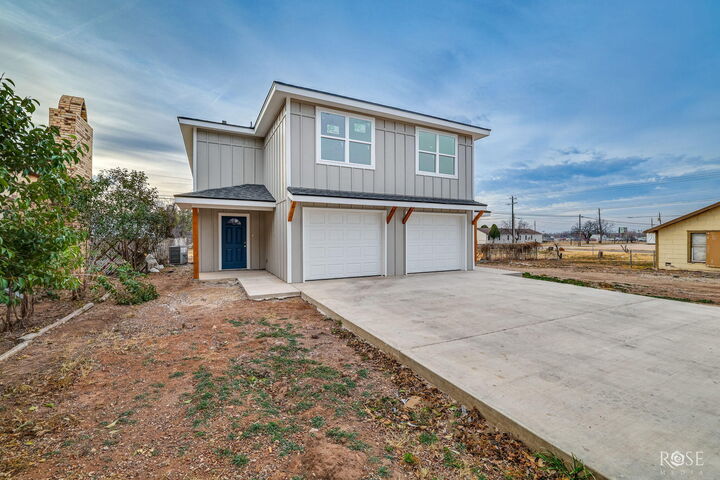 Property Photo:  215 W 19th Street  TX 76903 