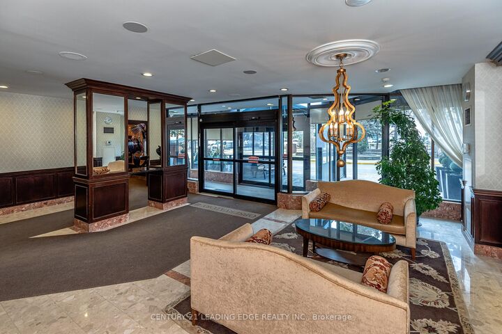 Photo de la propriété: 33 Weldrick Road E Ph05 ON L4C 8W4