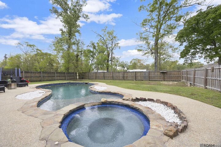 Property Photo:  18241 Old Trail Dr  LA 70769 