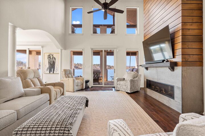 Property Photo: 148 Bay Oak Cove AR 71913