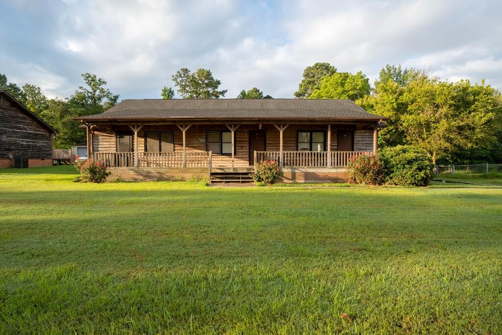 Property Photo:  112 Gillespie Drive  GA 30721 