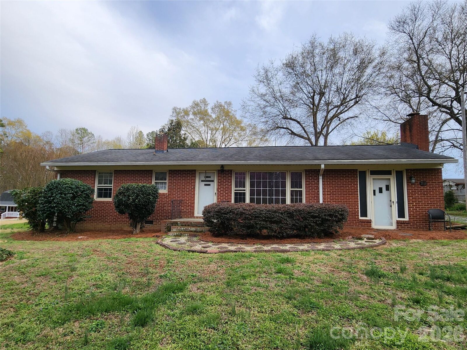 Property Photo:  217 Saint John Street  NC 28034 