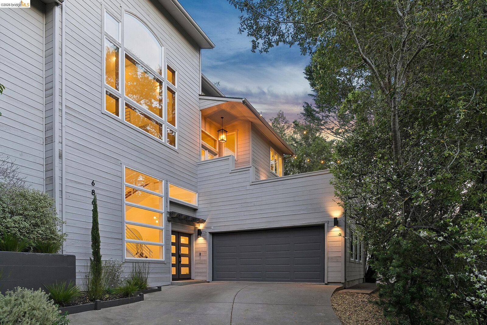 Property Photo:  6869 Bristol Dr  CA 94705 