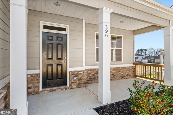 Property Photo:  296 Canyon Ferry Way  GA 30548 