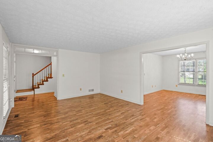 Property Photo:  1700 Summit View Way  GA 30078 