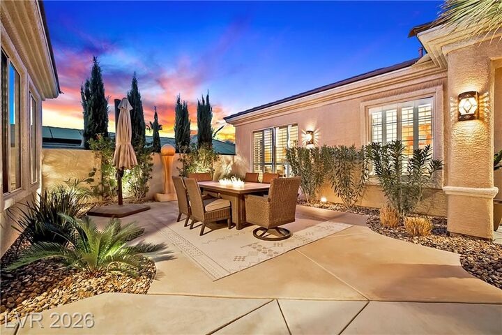 Property Photo:  2372 Hardin Ridge Drive  NV 89052 