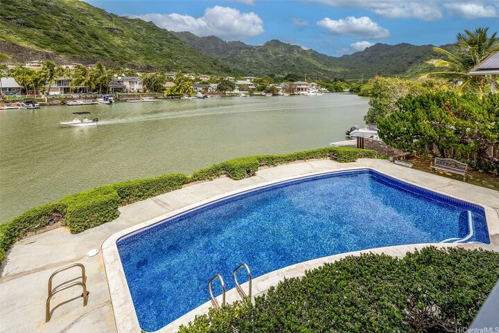 Property Photo:  6889 Niumalu Loop  HI 96825 