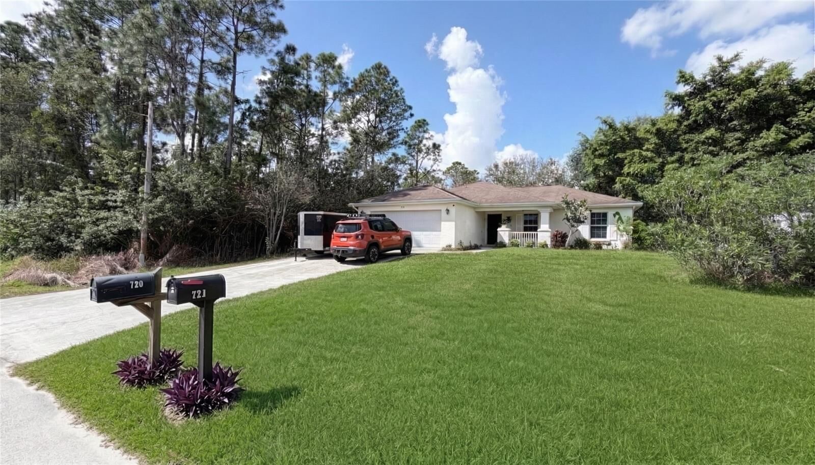 Property Photo: 720 Brannen Avenue FL 33974