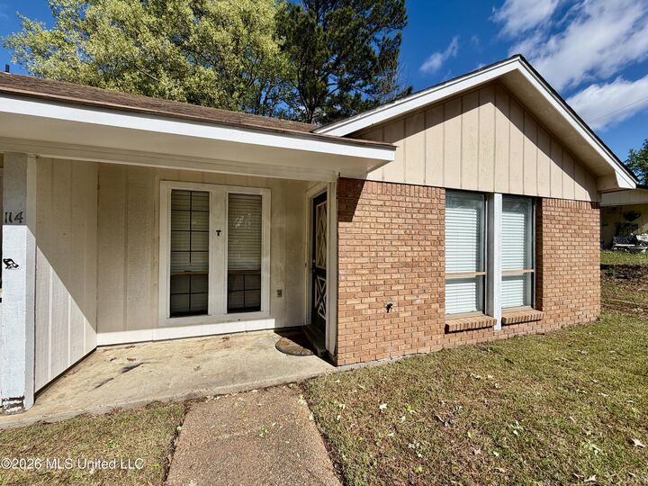 Property Photo:  114B Crestwood Cove  MS 39056 