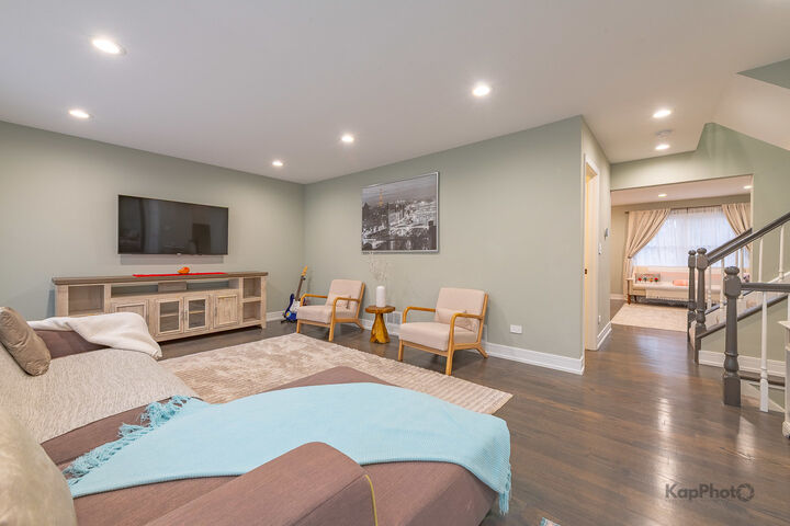 Property Photo:  7002 Lorel Avenue  IL 60077 