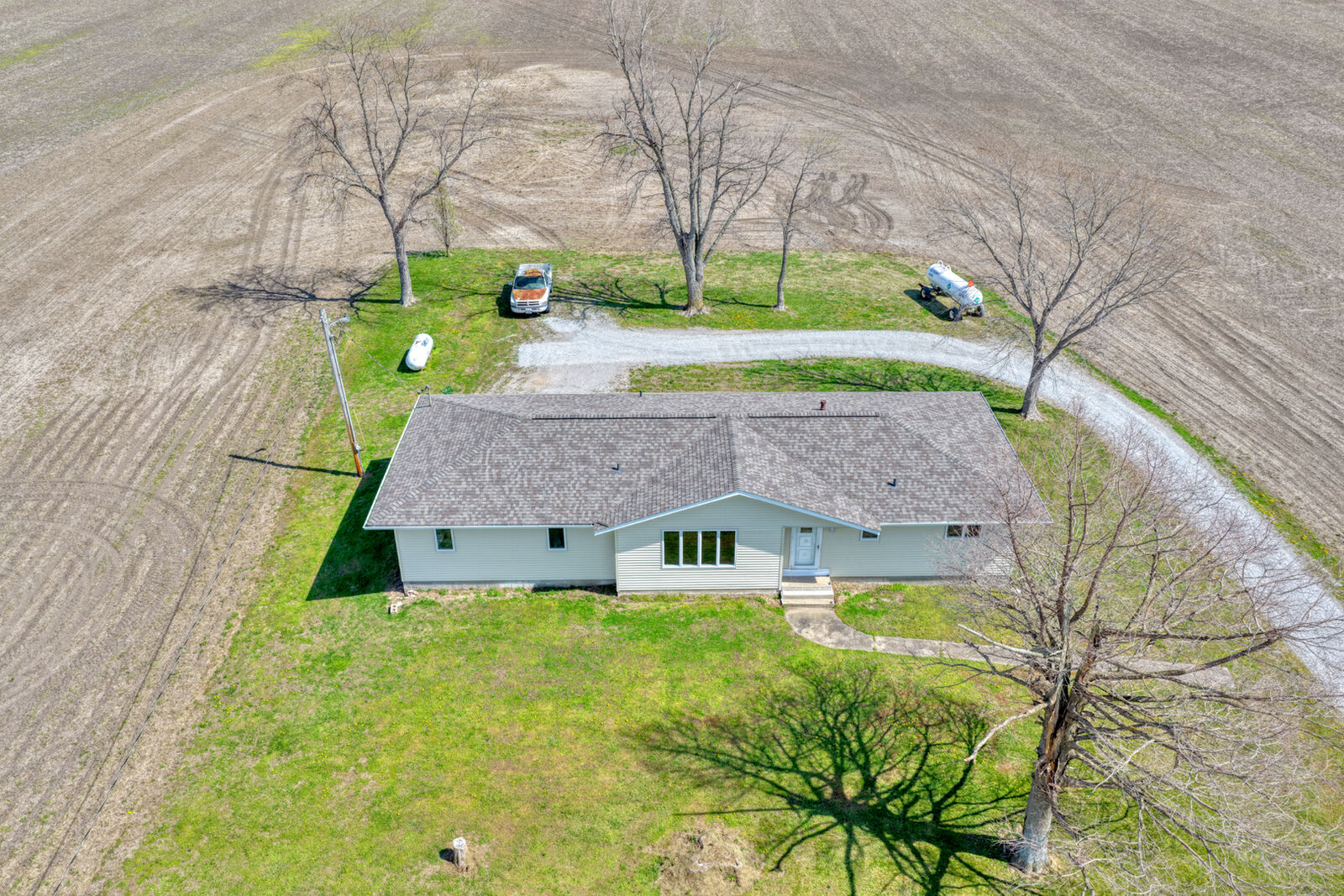 Property Photo:  676 Swan Pond Road  IL 62950 