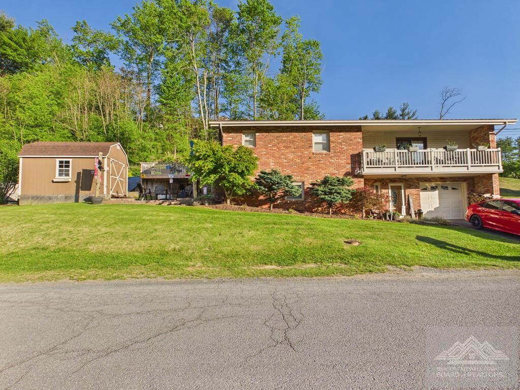 Property Photo:  304 Parkdale Street  VA 24605 