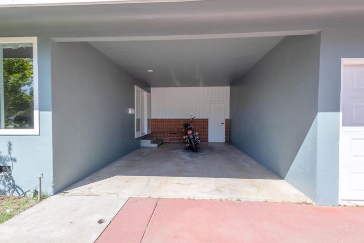 Property Photo:  39 W Fulton Street  CA 95204 