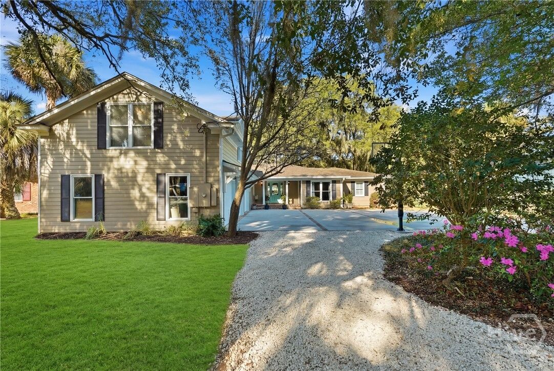 Property Photo:  361 Island Road  GA 31406 
