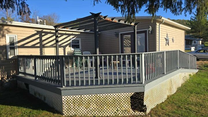 Property Photo: 25 E Delmar Meadows PA 16901